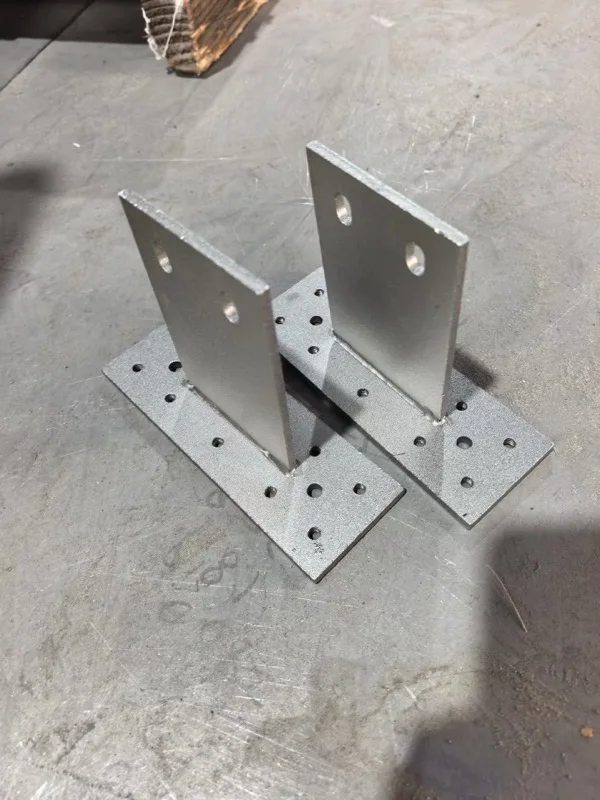 Heavy welded stainless stone support bracket with stiffener